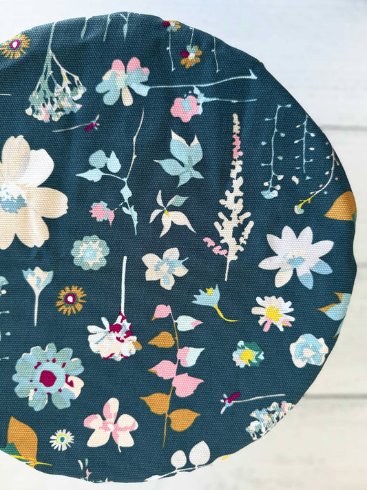 Midnight Garden Bread Makers Set