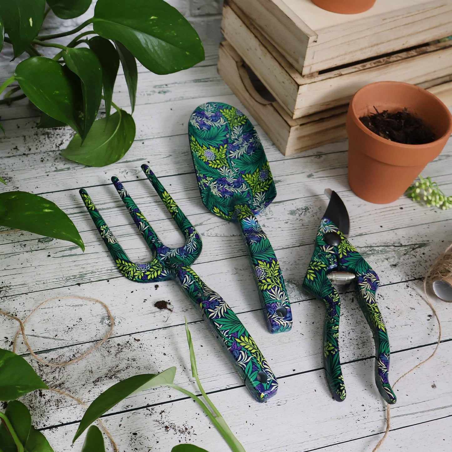 Orange Grove Fork, Trowel and Secateurs Garden Tool Set
