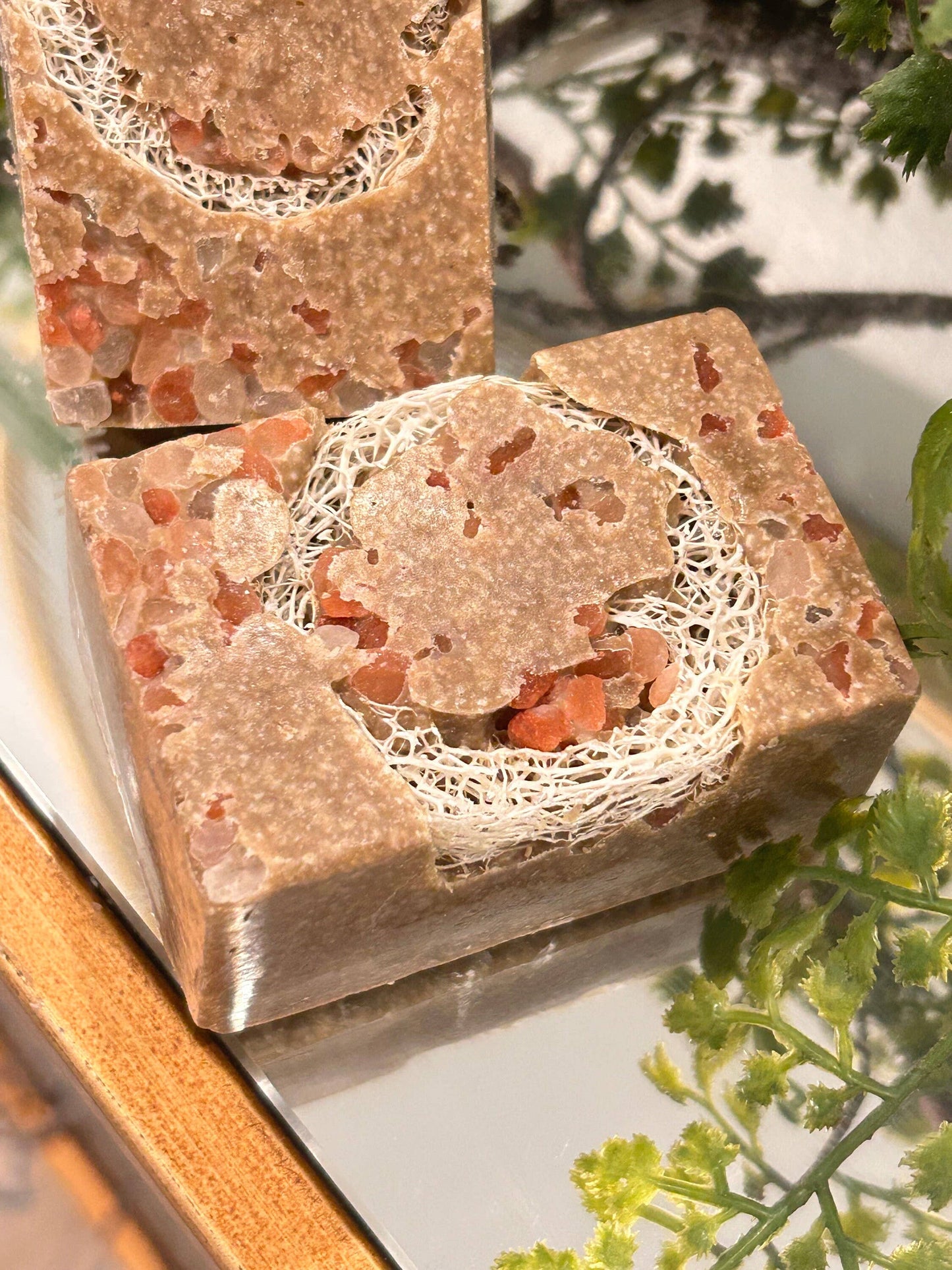 Seaweed + Sea Mud Deep Cleansing Salt Block