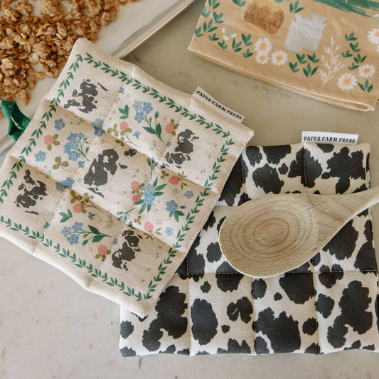 Cows & Flowers Pot Holder Set