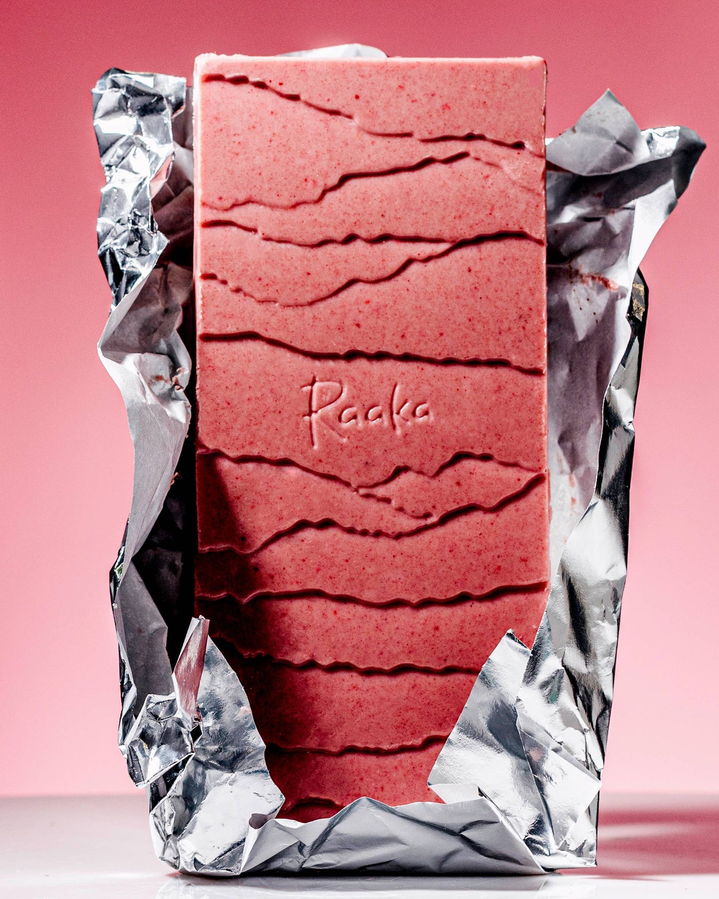 37% Strawberry & Cream White Chocolate Bar - Limited Batch