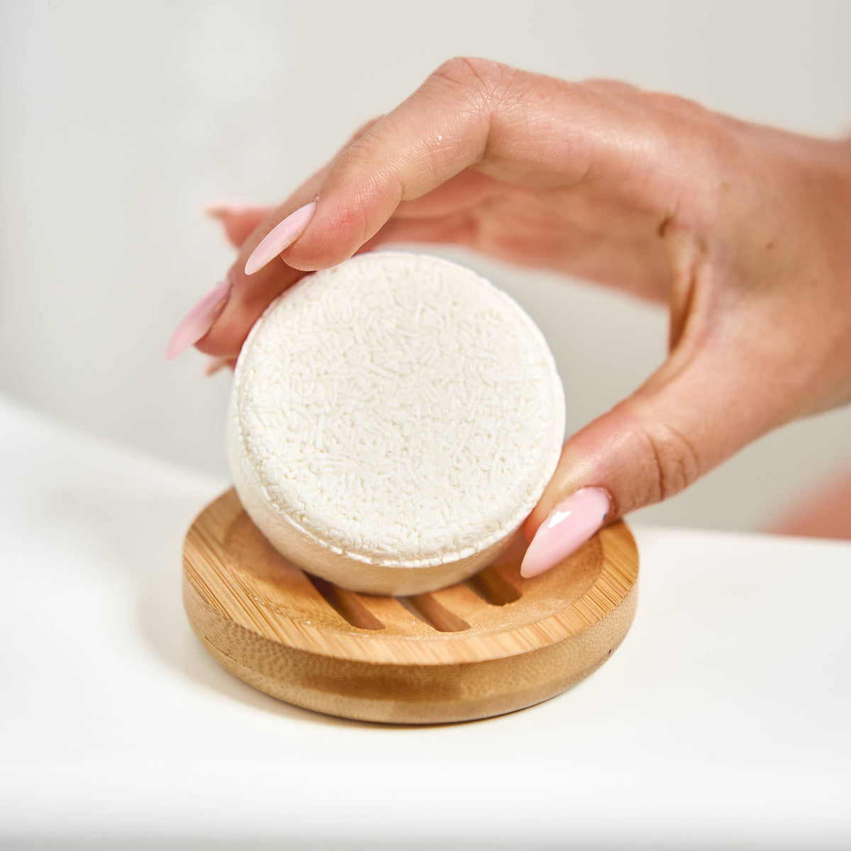 Bamboo Shower Steamer Circle Lift