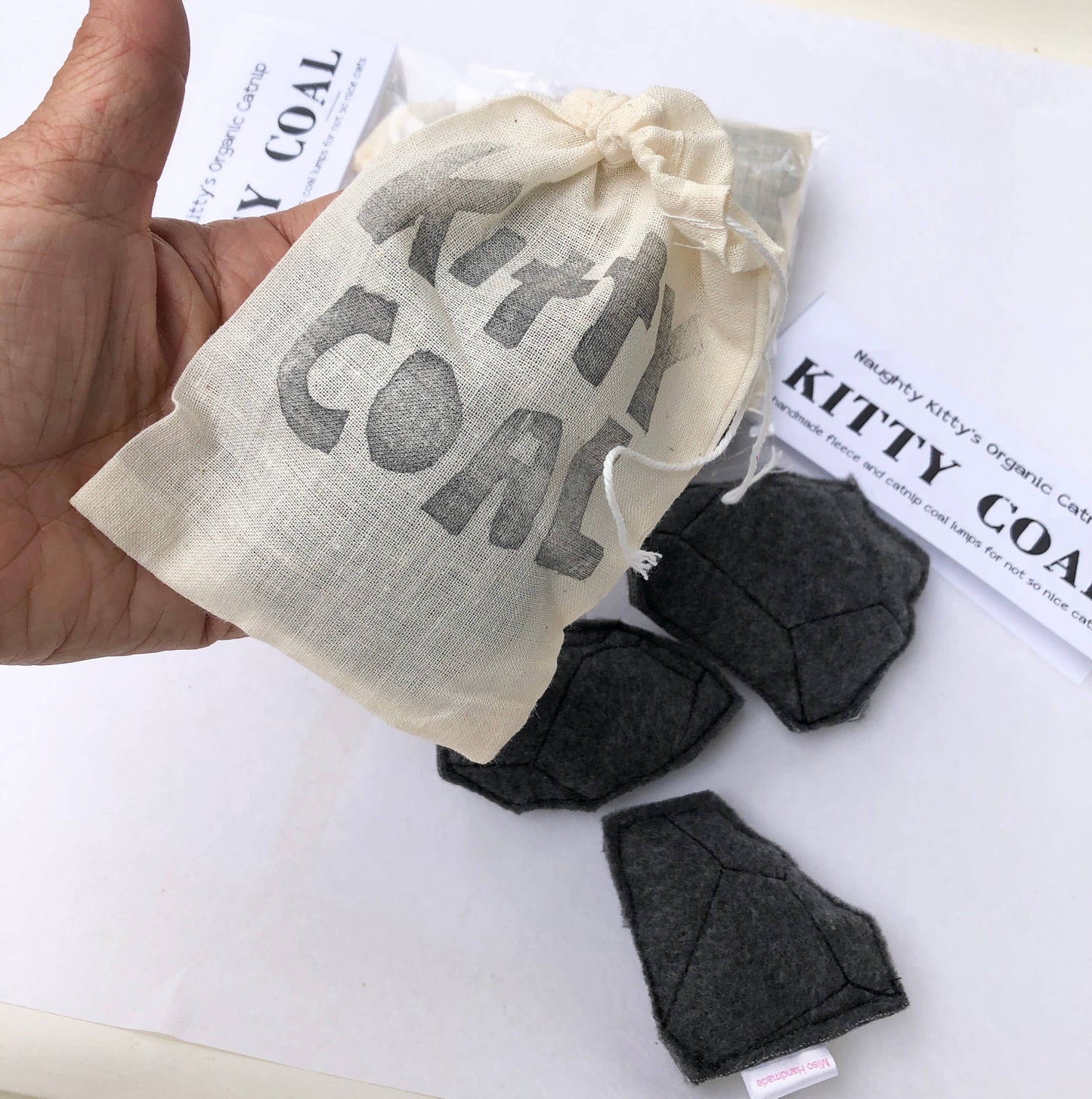 Catnip Kitty Coal in Muslin Bag