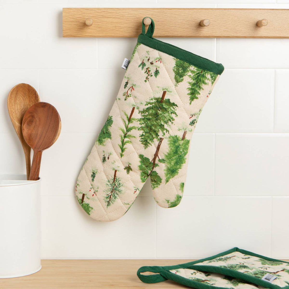 Woodland Spruce Mitt