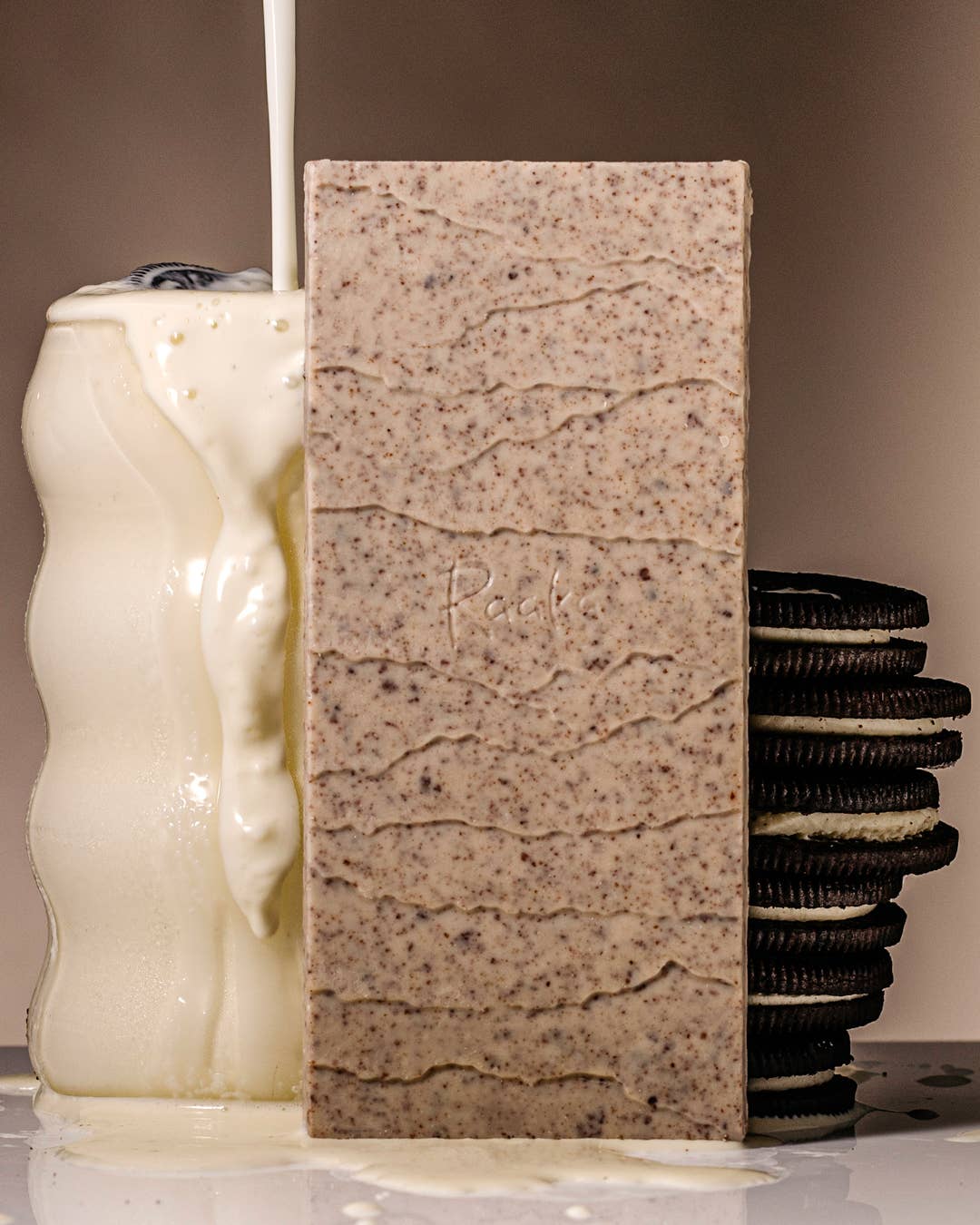Cookies & Cream White Chocolate