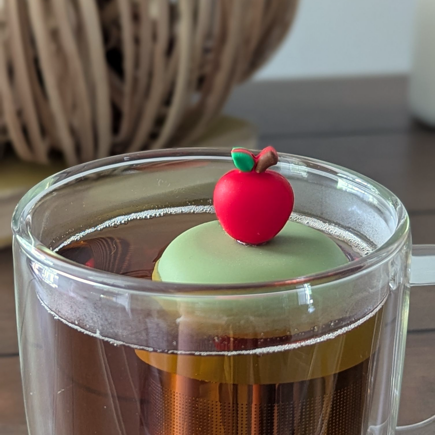 Plastic Free Floating Tea Steeper