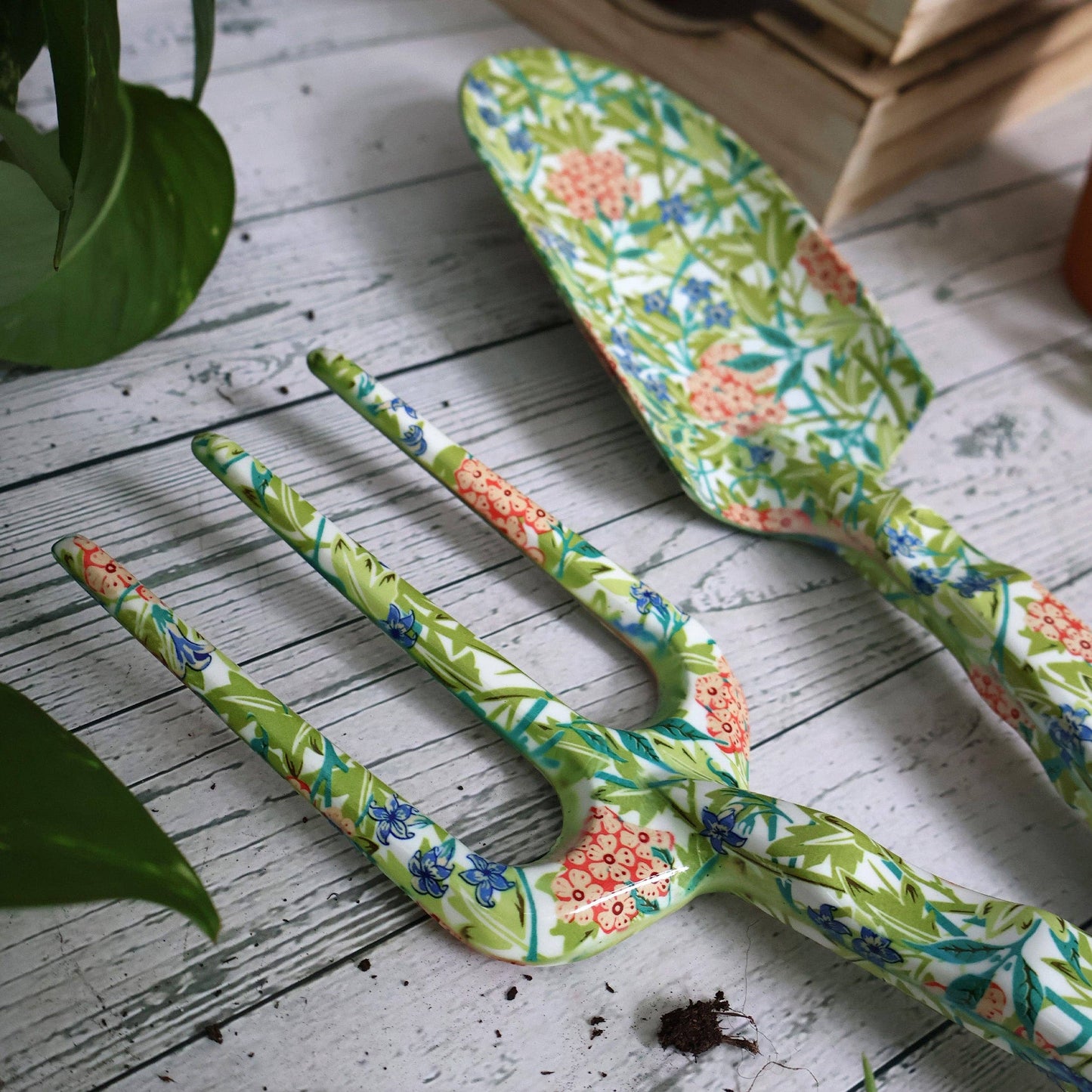 Orange Grove Fork and Trowel Garden Tool Set
