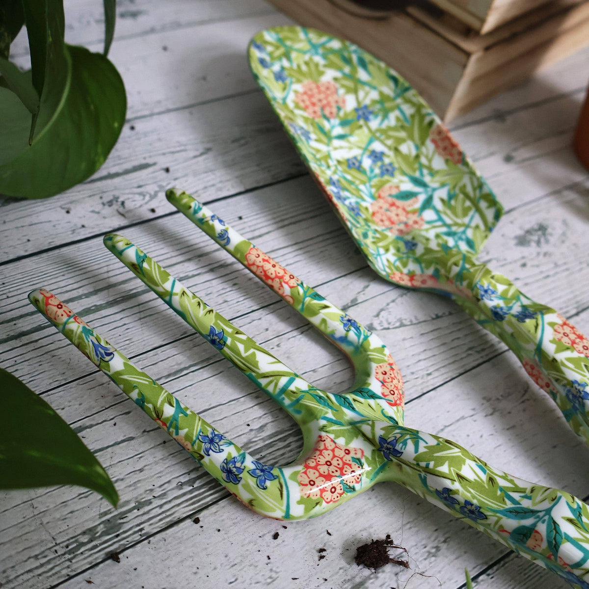Orange Grove Fork and Trowel Garden Tool Set