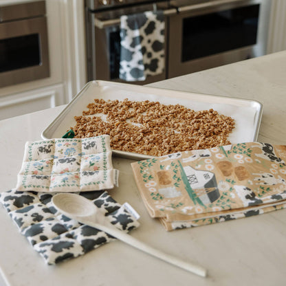 Cows & Flowers Pot Holder Set