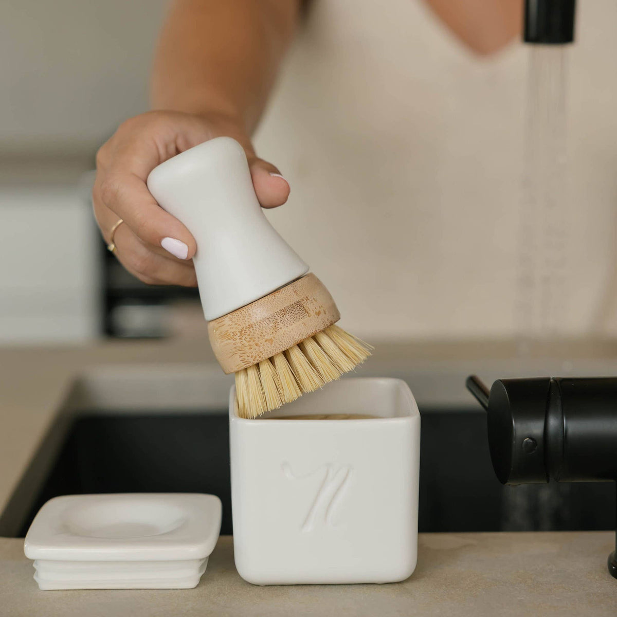 Forever Brush - Dish Cleaning Brush