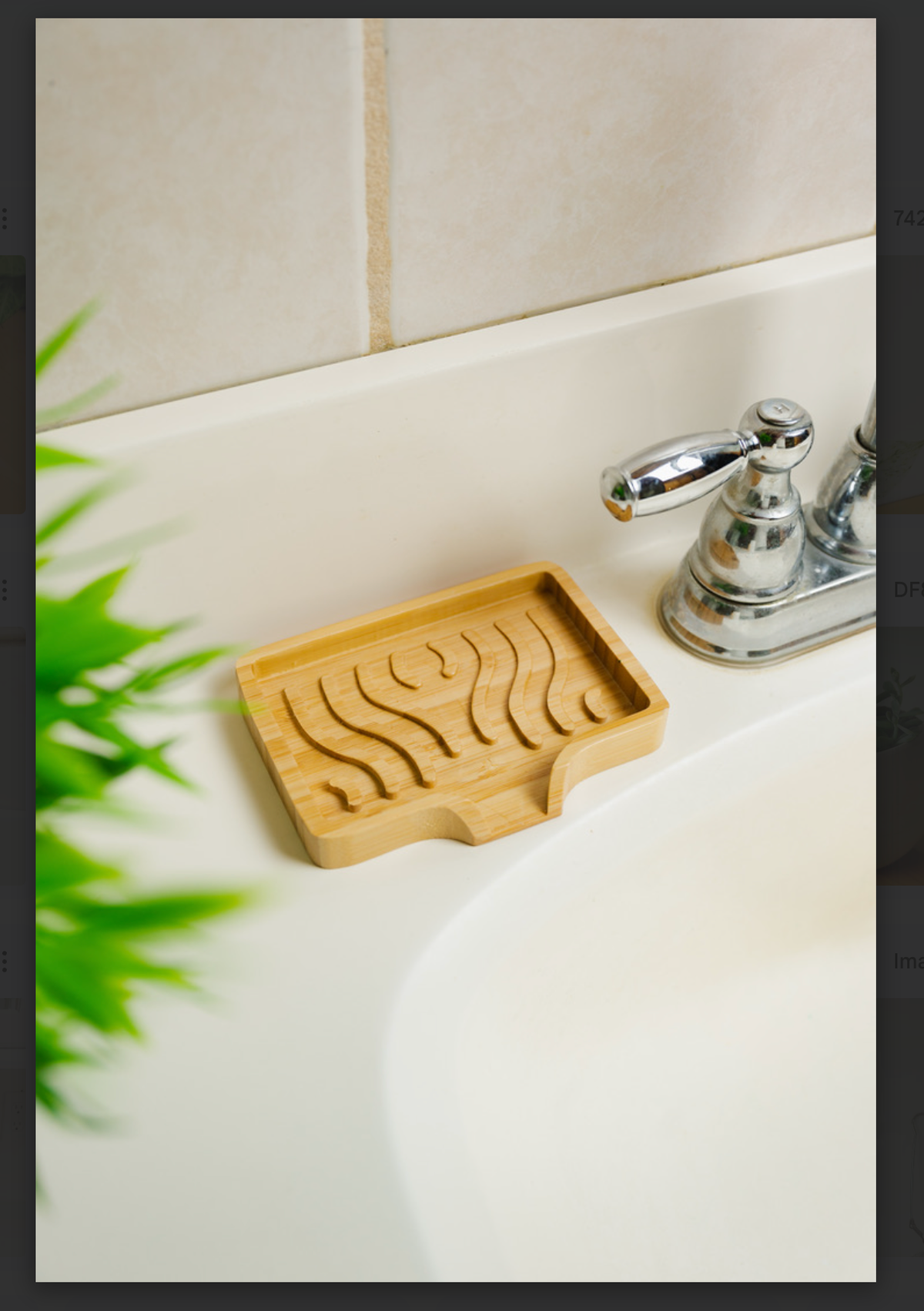 Draining Bamboo Soap Lift