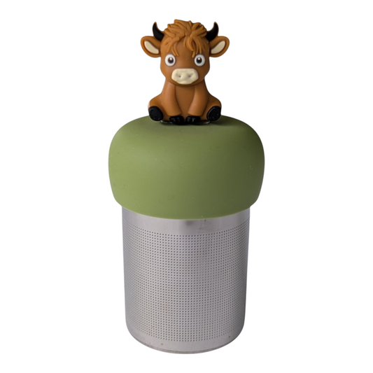 Baby Highland Cow Floating Tea Steeper